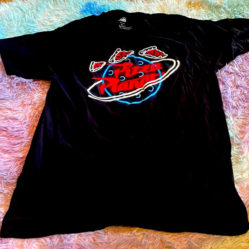 Toy Story, Pizza Planet Tee